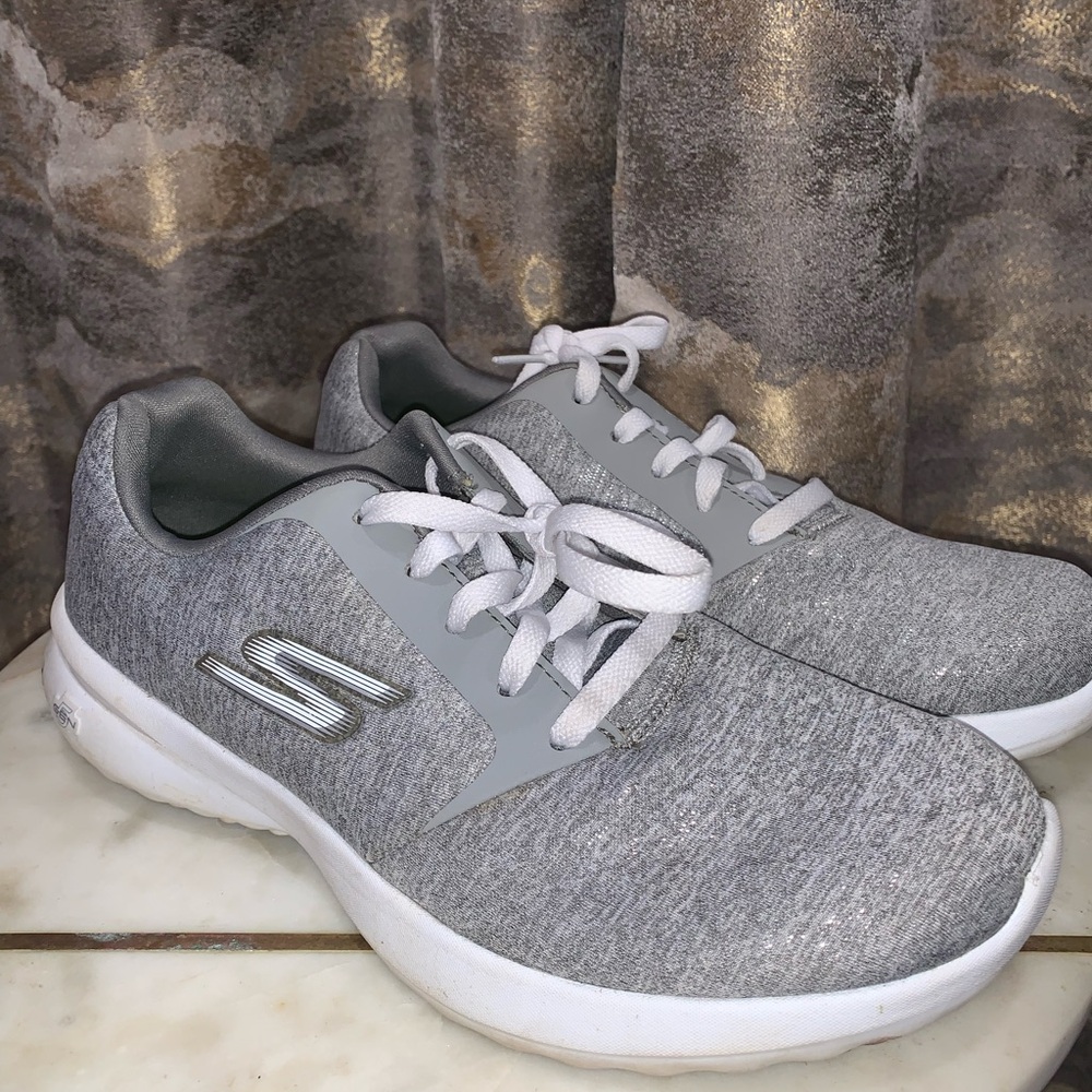 Skechers Women's On The Go City 3.0 Size 9